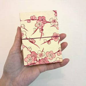 Mini Album ad organetto per Instax Mini, 18 pagine frontali, carta giapponese fiori rosa variante con tagli per foto, fatto a mano in Italia