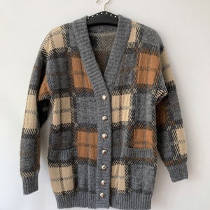 Vintage ESCADA Wollcardigan / 80/90er Oversized Doppelstrick Escada Pullover / Vintage Wollcardigan mit großen Schulterpolstern