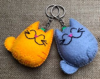 Porte-clés chat, chat en feutre, cadeau pour amoureux des chats, breloque de sac, porte-clés de sac, breloque pour cordon de serrage, porte-bonheur pour bas de Noël, cadeau d'anniversaire, cadeau de fête des mères