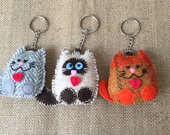 Harris tweed cat keyring,cat keyring,tweed cat,Scottish gift,gift under 10,cat lovers gift,Valentines gift, Mother’s  Day gift