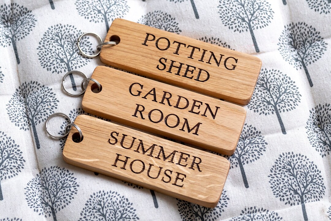 Garden Lovers Gift Personalised Wooden Keyring Engraved Grandad's Shed