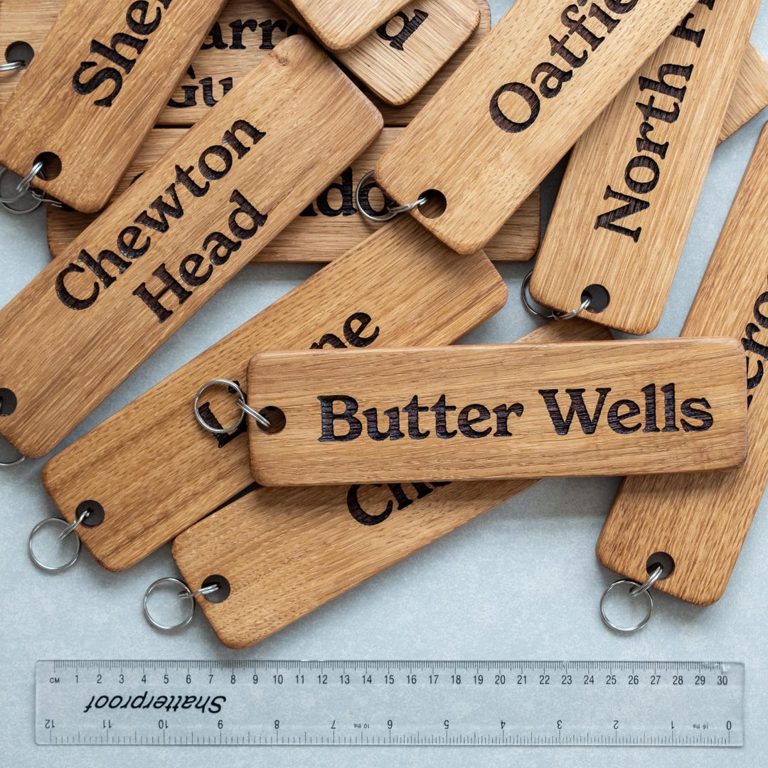 Giant Engraved Oak Key Ring Personalized Wooden Keychain - Etsy