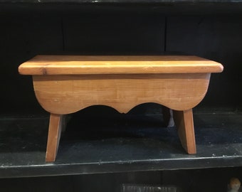 Small Wood Bench Decor