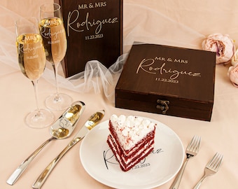 Personalized wedding set - Wedding champagne flutes - Wedding cake server set - Wedding cake forks - Wedding cake plate