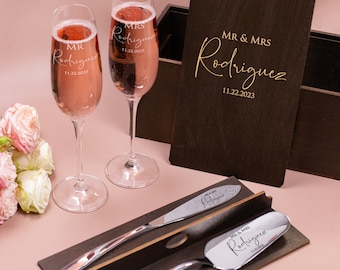 Personalized wedding set, his and her wedding flutes and cake server set, personalized wedding gift, wedding champagne glasses