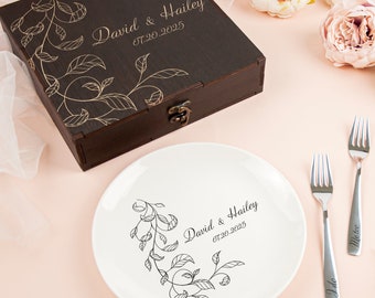 Wedding gift, Bride & groom plate, Custom wedding forks, Mr and Mrs plate set, Personalized wedding plate, Anniversary gift