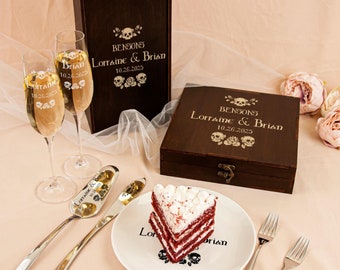 Personalized gothic wedding set - Wedding champagne flutes - Wedding cake cutting set - Wedding cake forks - Wedding cake plate