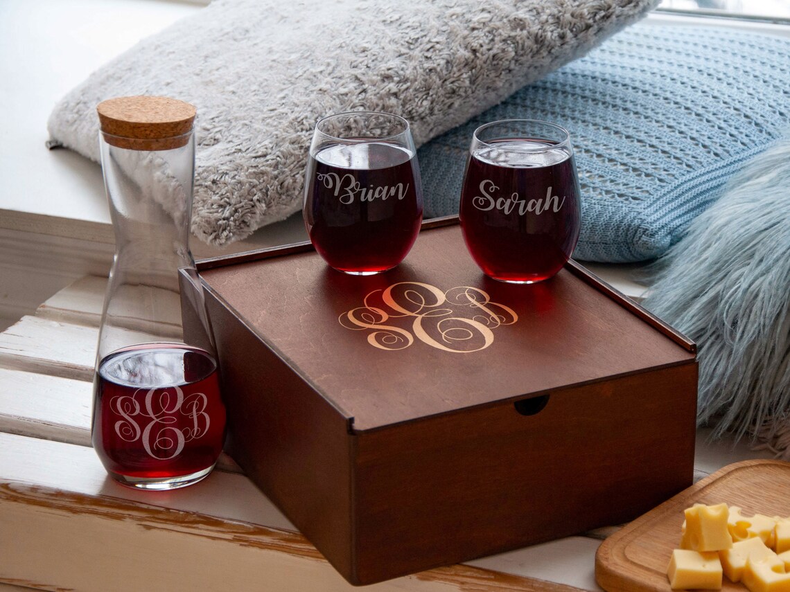 Personalized couple gift wine decanter and glasses in Etsy
