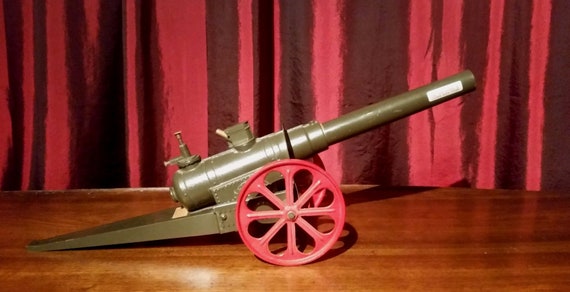 Big Bang 金属製オリーブグリーン砲台 Vintage Original 1960s Cast Iron Big Bang 25 Inch 15FC Green