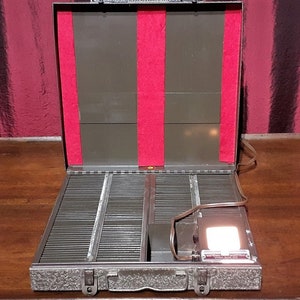 Vintage 1940 Fodeco USA Model 255A 35MM Slide Viewer and 35MM Slide Storage Case SHIPS FREE!