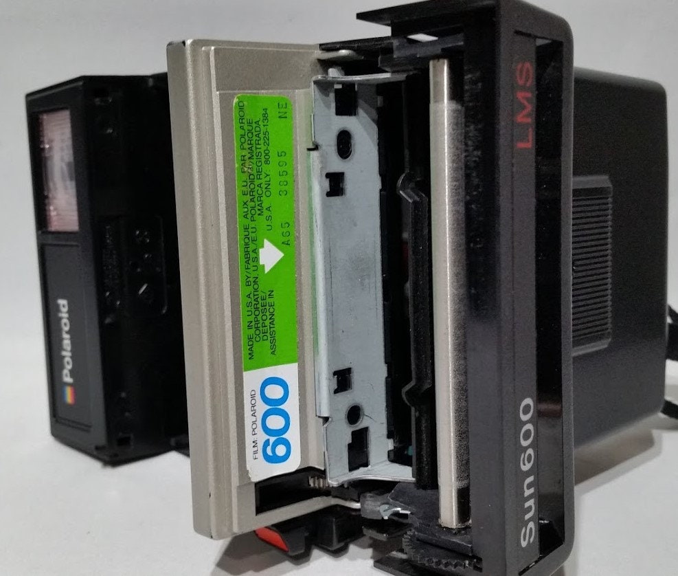 polaroid 600 lms