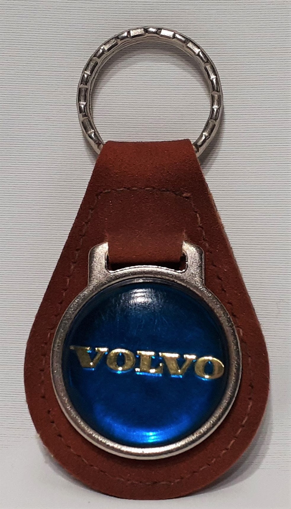 Vintage 1970er VOLVO Schlüsselanhänger aus Wildlederimitat - .de