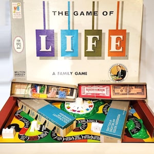 1960 The Game Of Life A Family Game Milton Bradley 4000 COMPLETE