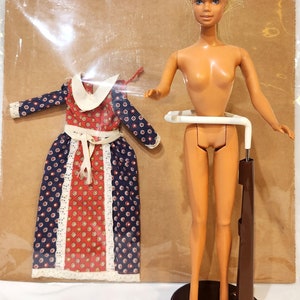 1966 The Sun Set Malibu Barbie With Twist N Turn Waist With 1975 Best Buy #9164 Dress