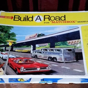 Vintage 1967 Matchbox Deluxe Build A Road Highway Track Set Kit Boxed