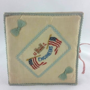Original 1918 WWI World War One Handmade French Silk Stitched Soldier&#39;s Memento Book Forget Me Not Book RARE