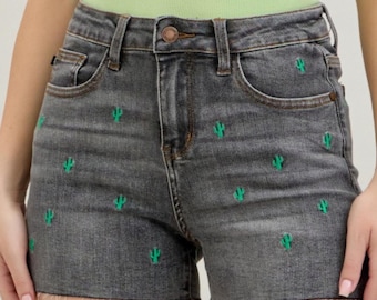 NWT Judy Blue Catus Embroidered Shorts Grey High Waist Shorts-Small Only