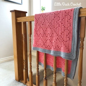 Wrapped in Love blanket, PDF Crochet Pattern, Instant Download, Crochet Blanket Pattern, granny square, filet crochet