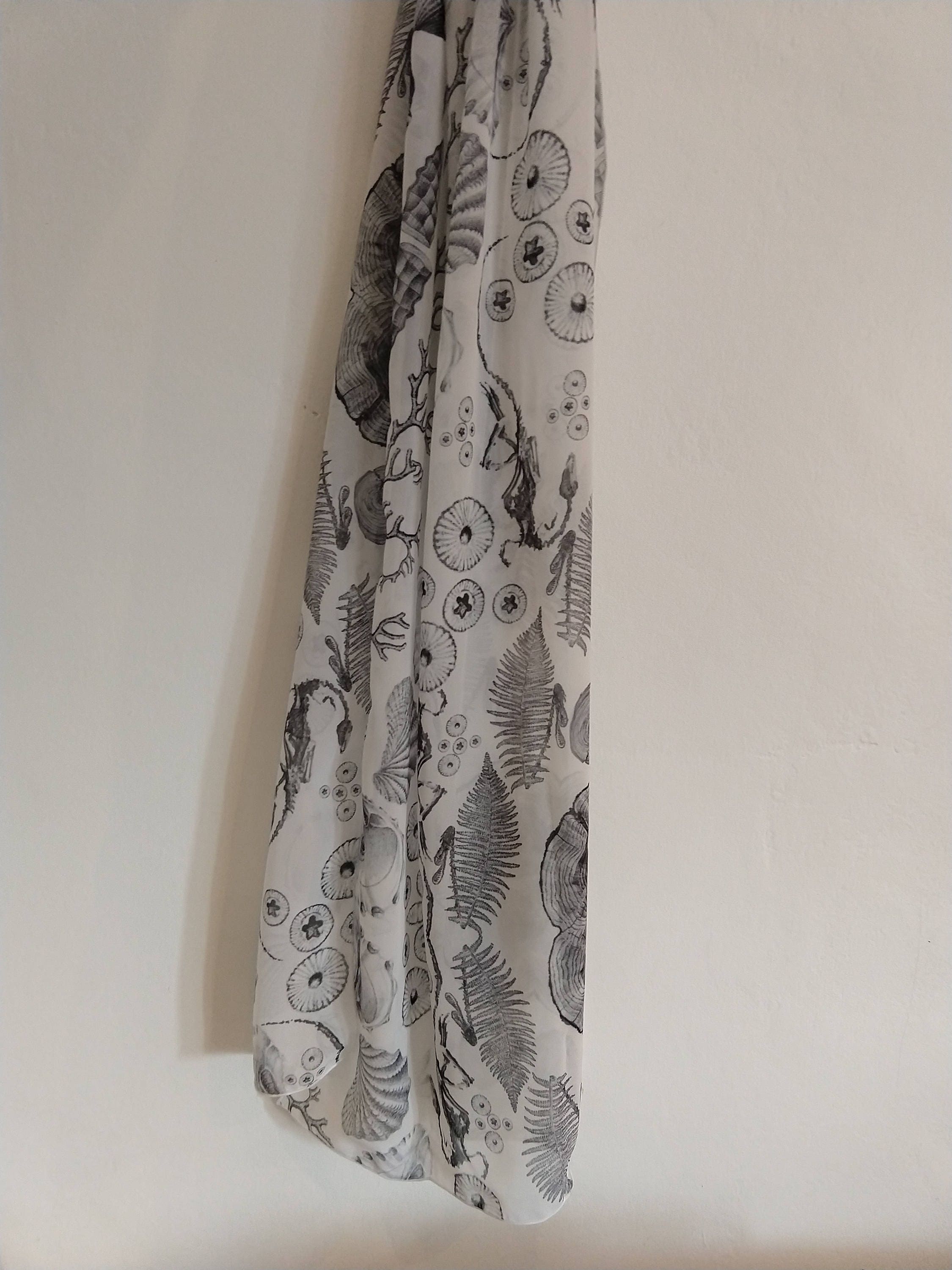 FOSSIL BROWN SCARF main image 1