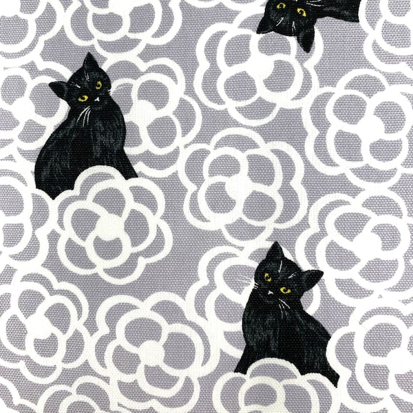 Tissu en coton avec des chats, des chats, des chats noirs, blancs et gris