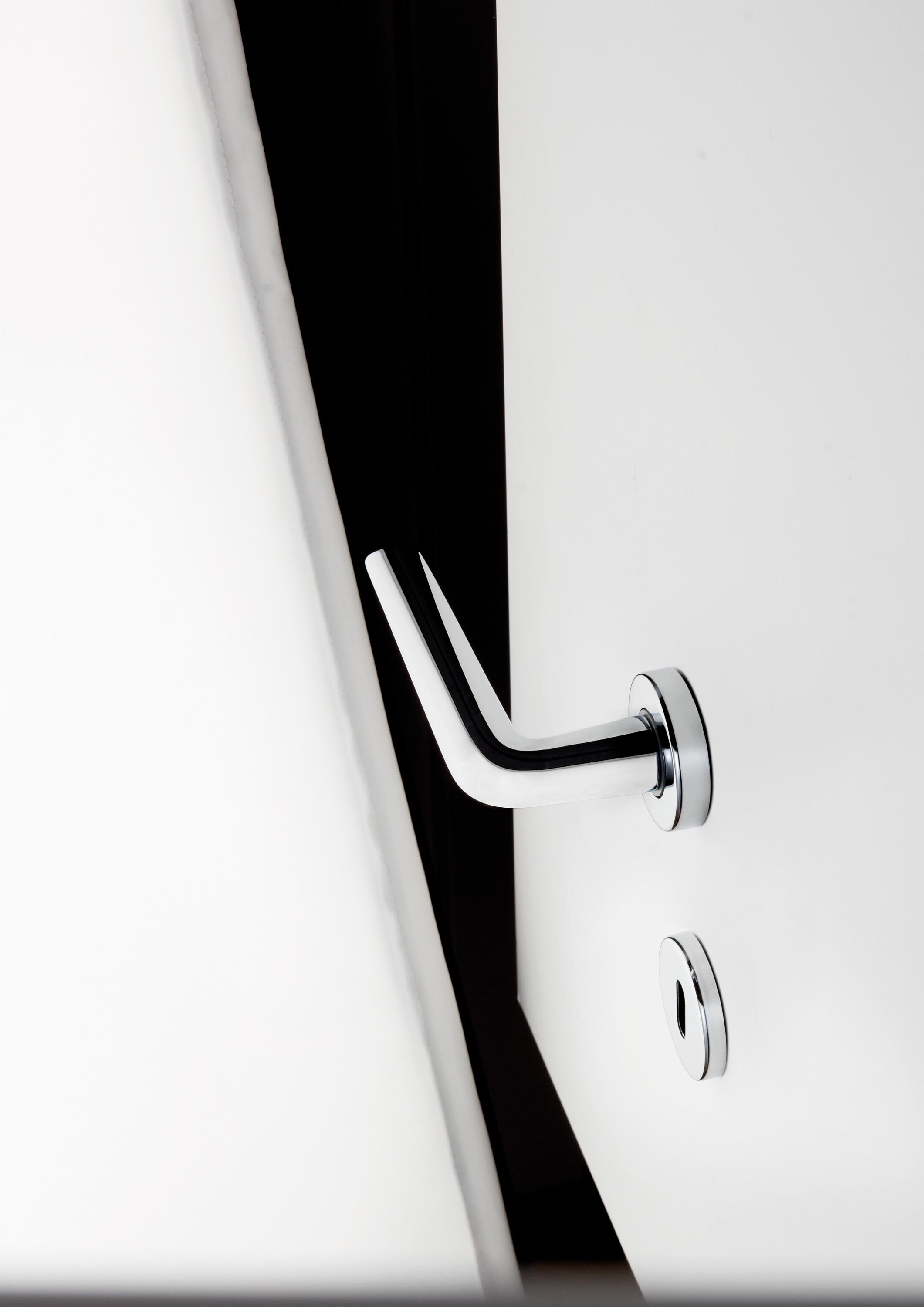 Brixia Zincral - Classic Door Handles