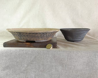 Handmade bonsai pots duo with wood stand. Stoneware made, oxidized colors and textures. Author pot.