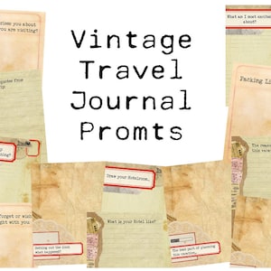 Pode incluir: Conjunto de oito cartões com textura de papel desgastado, que oferecem prompts para um diário de viagem vintage. Os cartões apresentam prompts como "O que te surpreende sobre o lugar que está visitando?" e "Esta viagem te ensinou alguma coisa?"