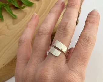 Sterling Silver Hammered Wrap Ring - Handmade - Adjustable Size - Minimalist Design - Rectangular Shape - Square Wrap Ring - UK Hallmark