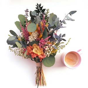 Ramo de flores preservadas eucalipto - flores multicolor - Wedding bouquet made with preserved flowers - Eucalyptus and wild flowers