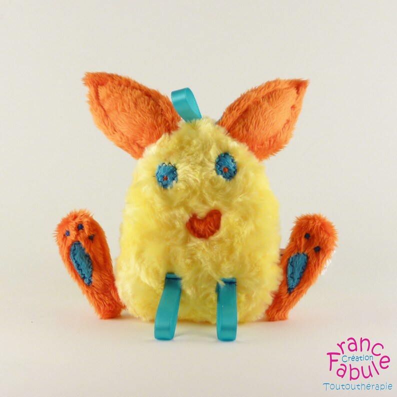 peluche lapin paques