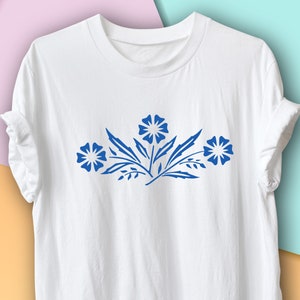 Vintage Corningware Blue Cornflower Shirt, Mom's Vintage Kitchen, Blue Flower Pattern, Corning USA