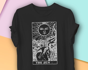 Vintage Tarot Card Shirt 'The Sun', Celestial Shirt, Witchcraft or Occult Shirt, Fortune Teller Shirt, Mystical