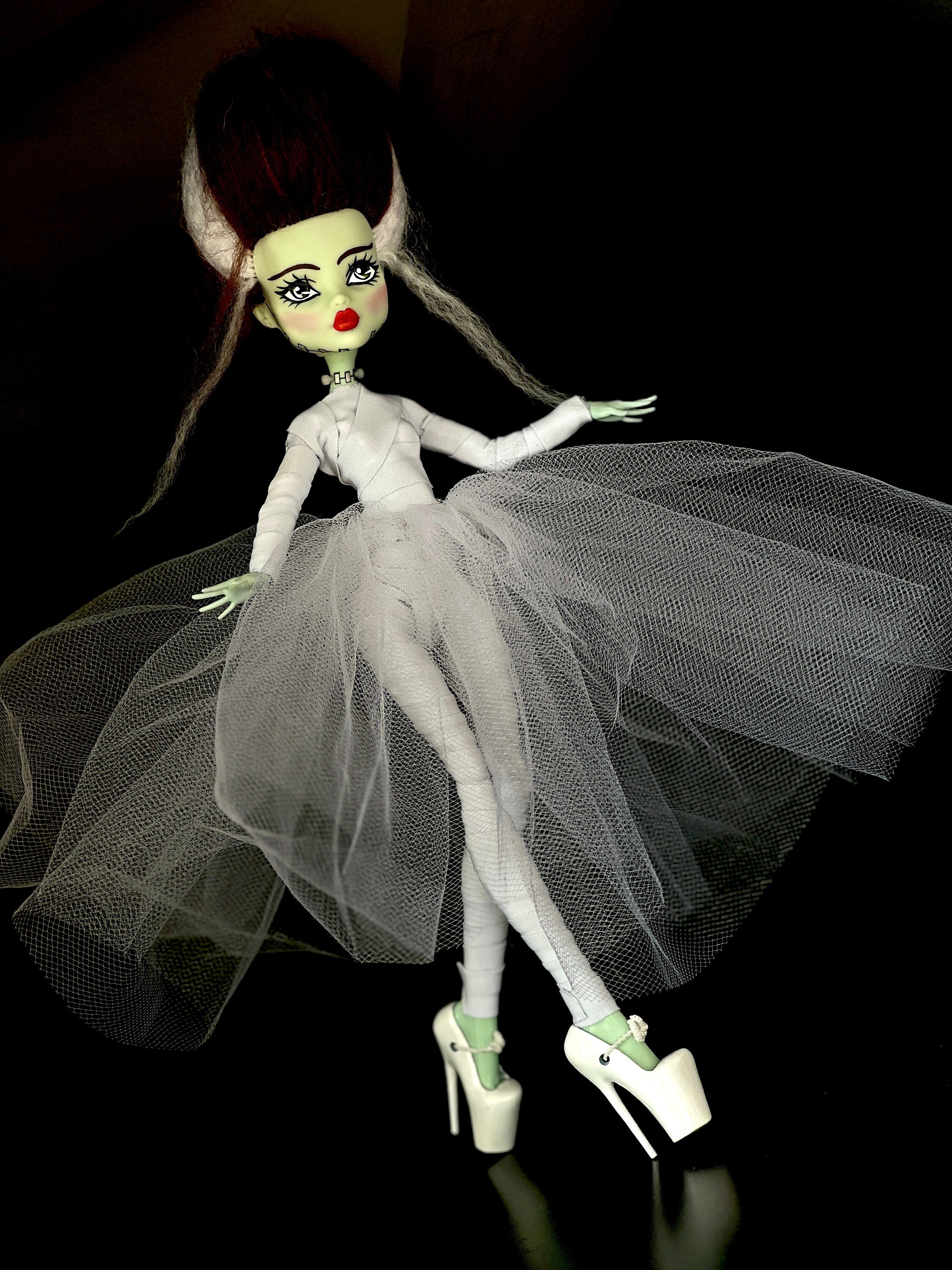 Frankenstein monster cheap high muñeca