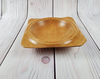 Wavy Edge Cherry Bowl