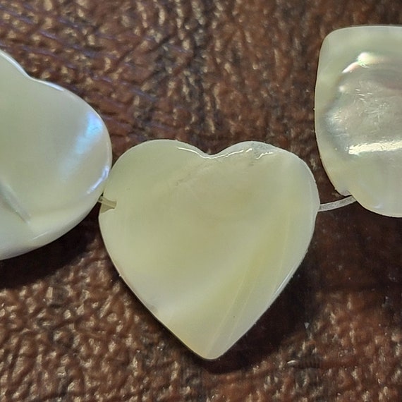 Vintage Avon Carved Mother of Pearl Heart Necklac… - image 9