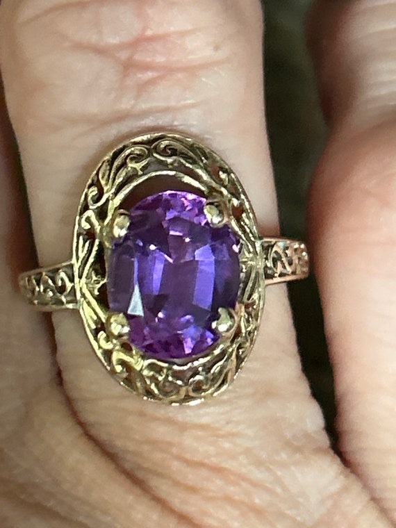 10K gold filigree and oval faceted amethyst ring … - image 8