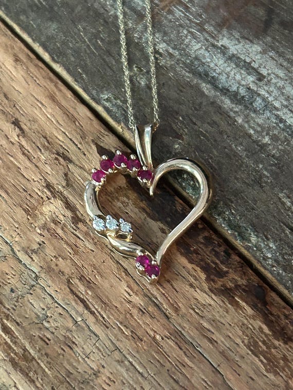10k gold open heart pendant with ruby? and diamon… - image 1