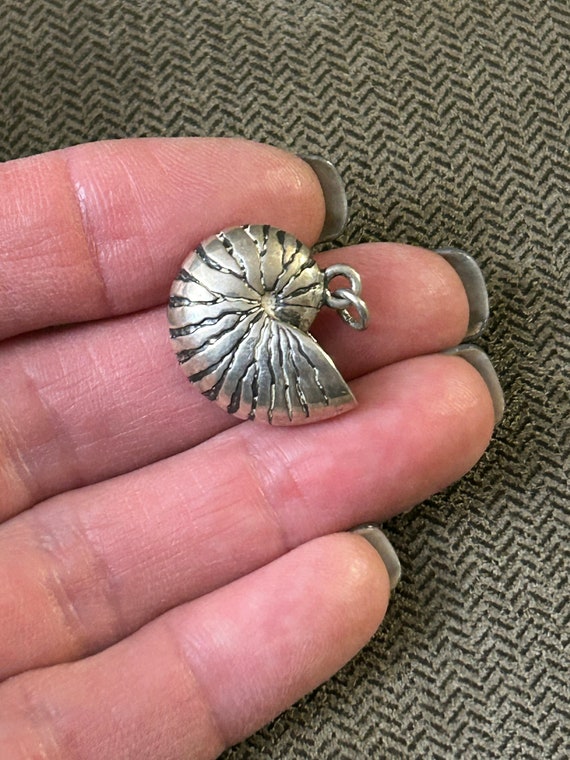 Beautiful Kabana sterling nautilus shell charm/pe… - image 6