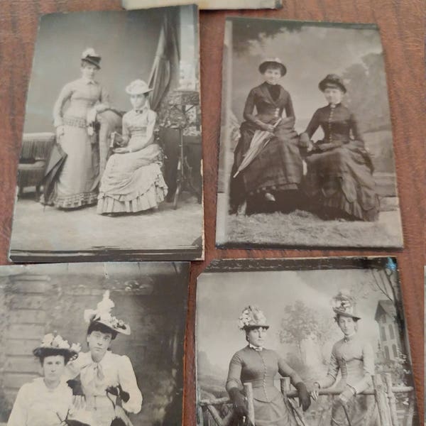 I Can't Stand the Rain:  Lot of 5 Antique Tintype Photographs of  Women With Parasols/Umbrellas and Are Dressed Similarly