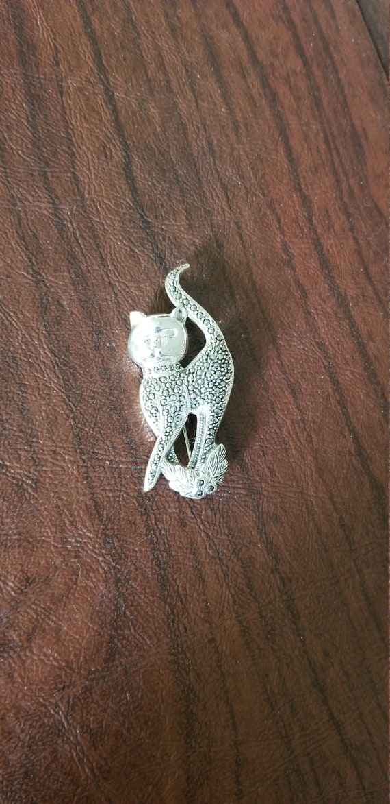 Vintage Sterling Silver and Marcasite Cat Brooch,… - image 1