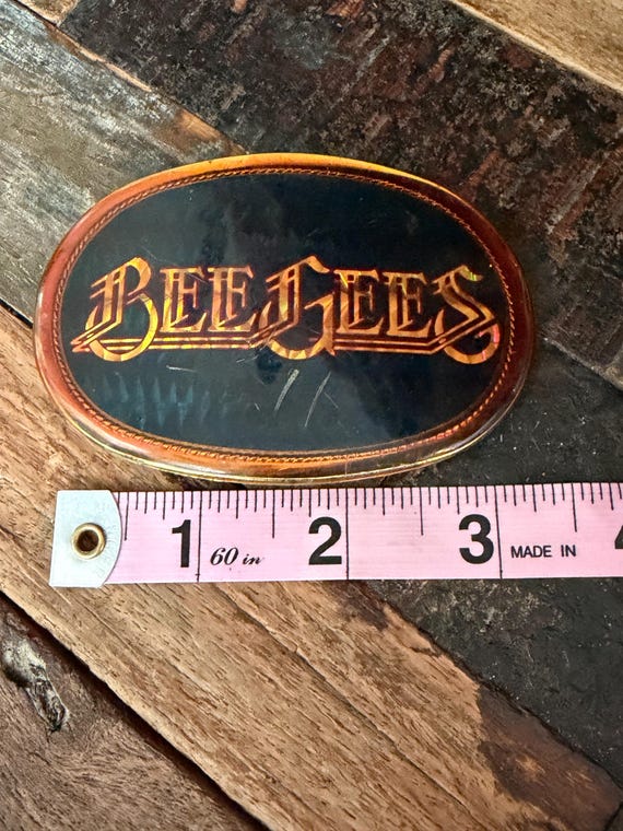 Bee Gees 1978 Pacifica Mfg vintage oval shaped holographic belt buckle, pop music memorabilia View 3