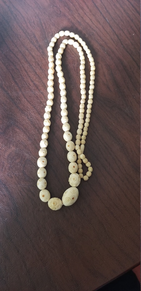 Vintage Carved Graduated Bead Necklace, Carved Bon