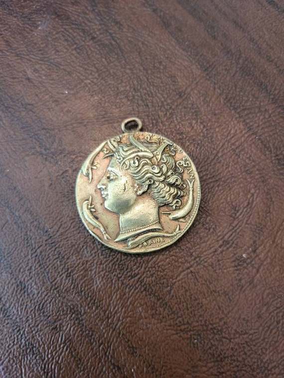 Vintage Replica Greek Sicily Coin Medal, Syracuse 