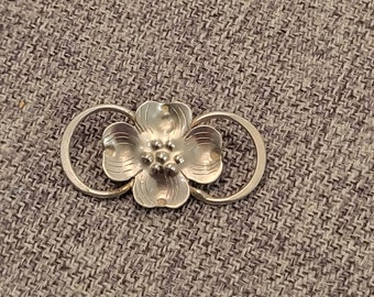 Beautiful Sterling Silver Handmade Dogwood Brooch/Pin, Nicely Detailed  Dogwood Blossom, Artisan Dogwood Brooch