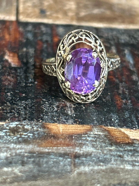 10K gold filigree and oval faceted amethyst ring … - image 1