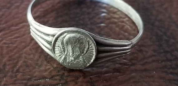 Vintage Sterling? French Virgin Mary Ring, Thin B… - image 4
