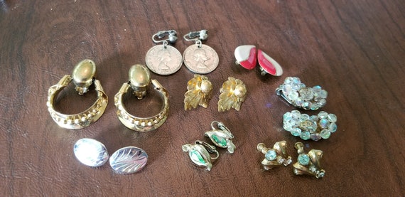 Vintage Lot of Clip and Screw Back Earrings, 8 Pa… - image 1