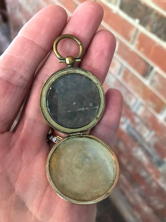 Antique Victorian pinchbeck mourning locket penda… - image 5