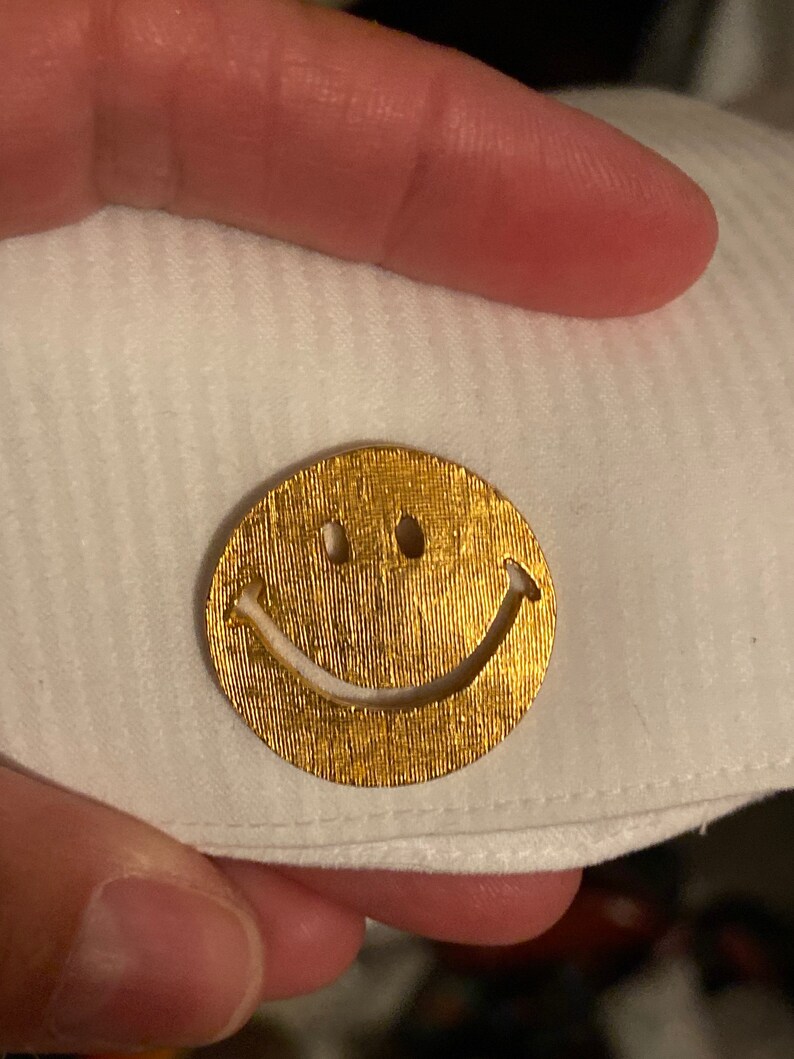 Vintage gold tone 1970\u2019s smiley face cufflinks