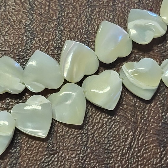 Vintage Avon Carved Mother of Pearl Heart Necklac… - image 7